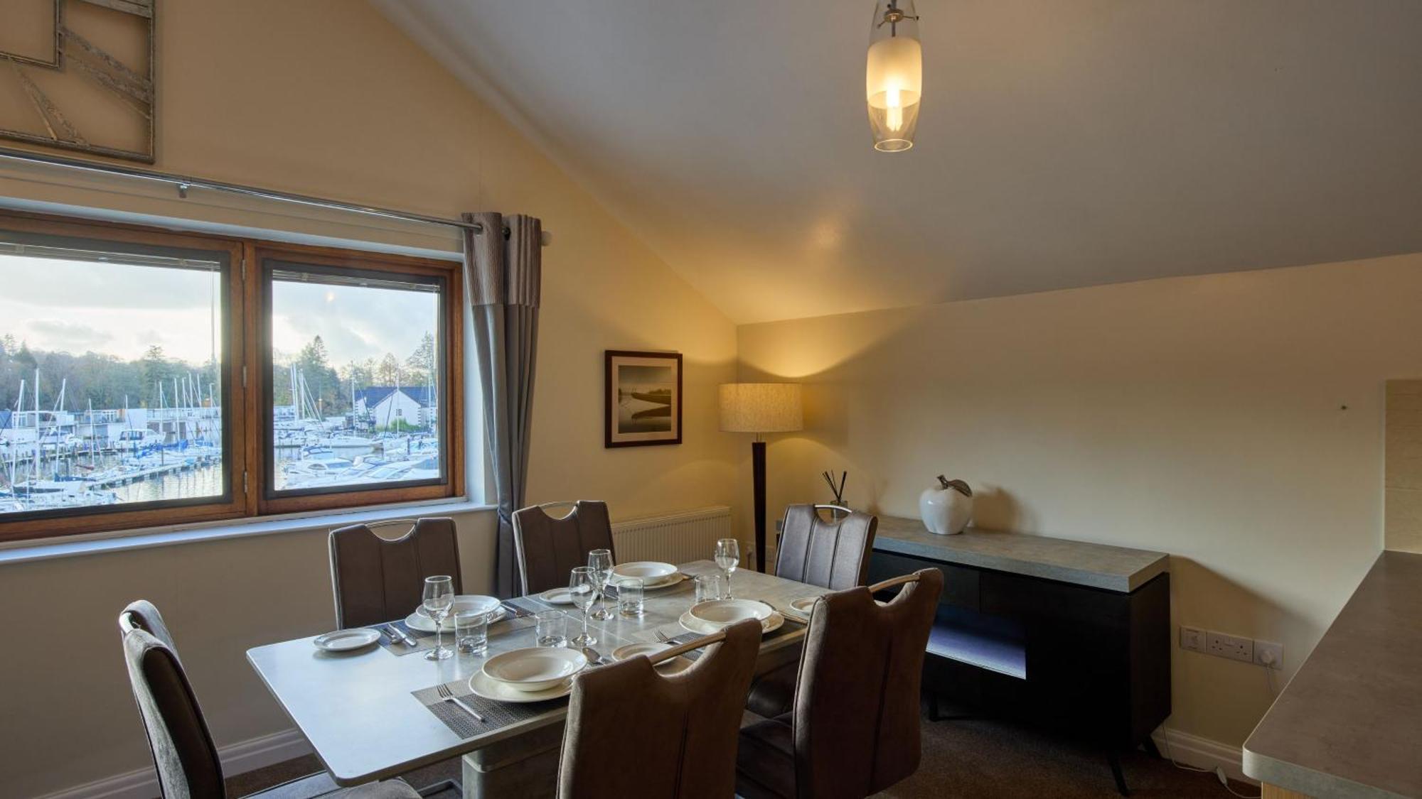 Lake District Apartment At Windermere Marina Village باونيس أون وينديرمير المظهر الخارجي الصورة