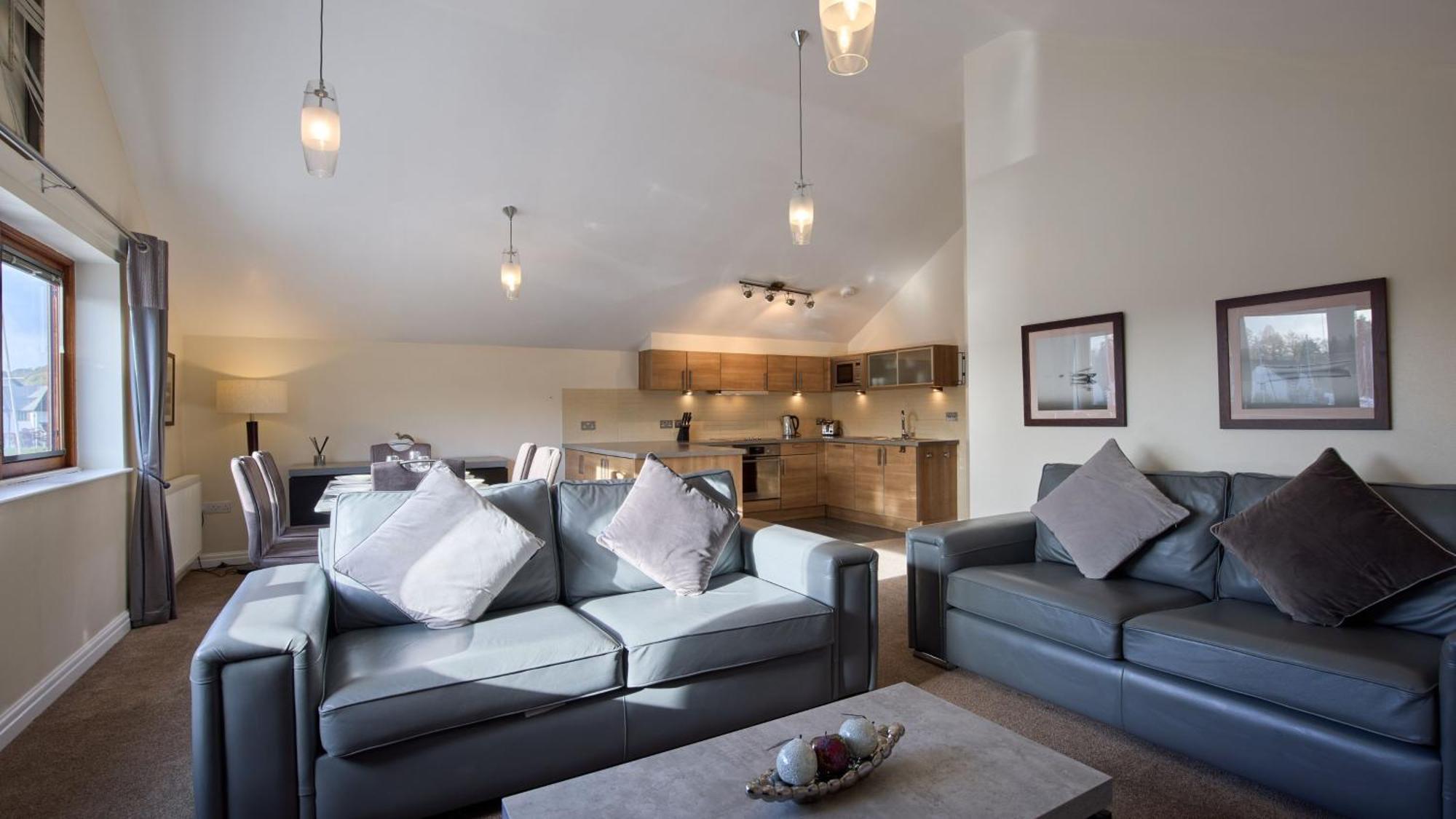 Lake District Apartment At Windermere Marina Village باونيس أون وينديرمير المظهر الخارجي الصورة